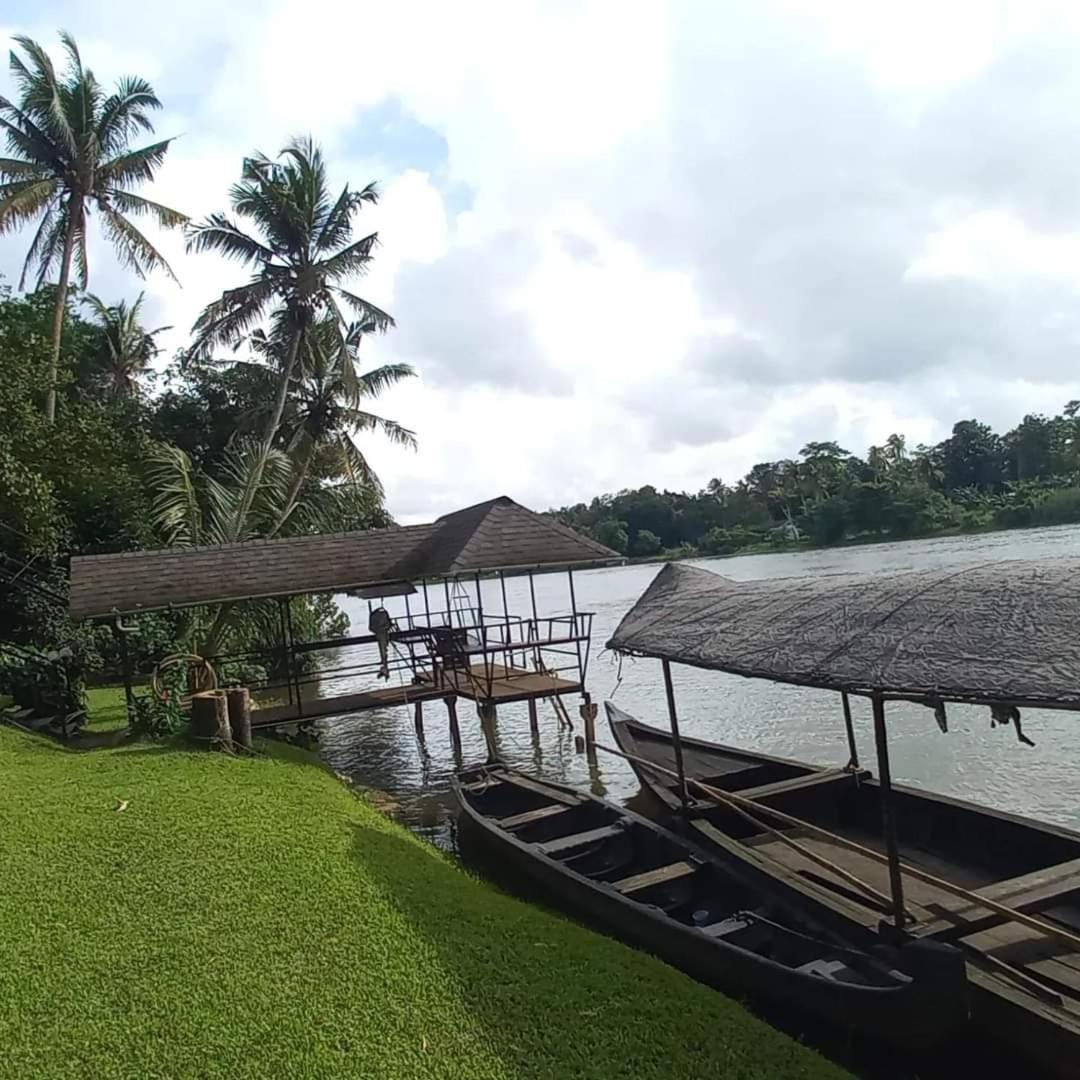 Pearl Spot Bed & Breakfast Nedumbassery Exterior photo