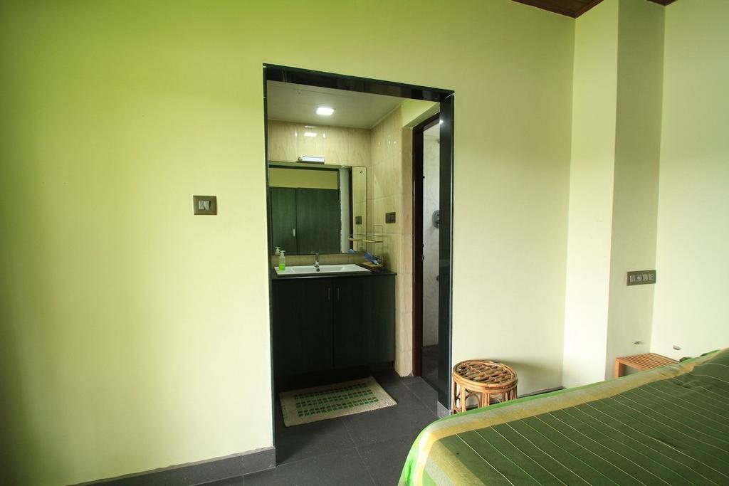 Pearl Spot Bed & Breakfast Nedumbassery Exterior photo